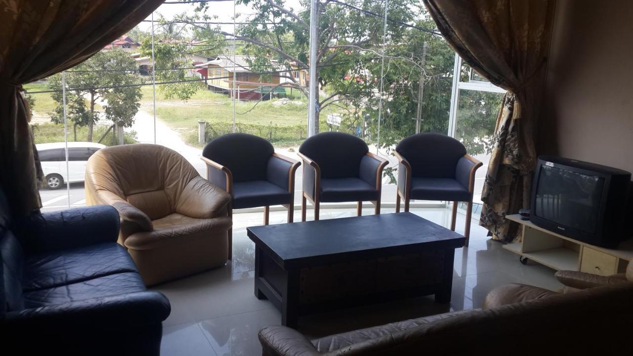 Daisyinn Budget Hotel Kuala Terengganu Kampong Gong Badak Extérieur photo