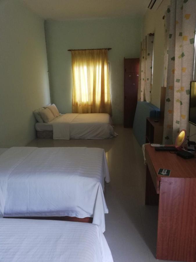 Daisyinn Budget Hotel Kuala Terengganu Kampong Gong Badak Extérieur photo
