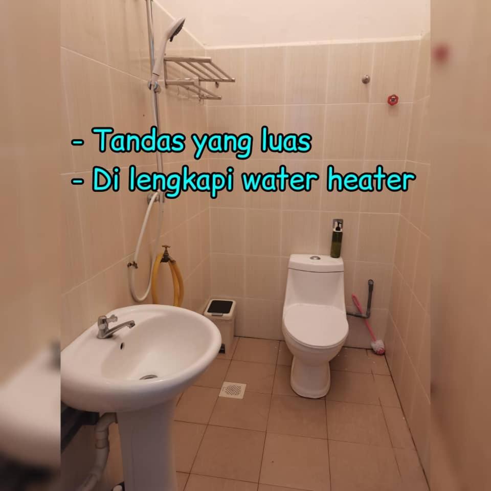Daisyinn Budget Hotel Kuala Terengganu Kampong Gong Badak Extérieur photo
